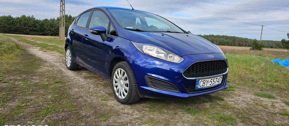 Ford Fiesta cena 42500 przebieg: 65800, rok produkcji 2017 z Recz małe 137